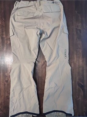 Burton Women’s Gloria Gore Tex 2L Snowboard Ski Snow Pants Tan Medium Short